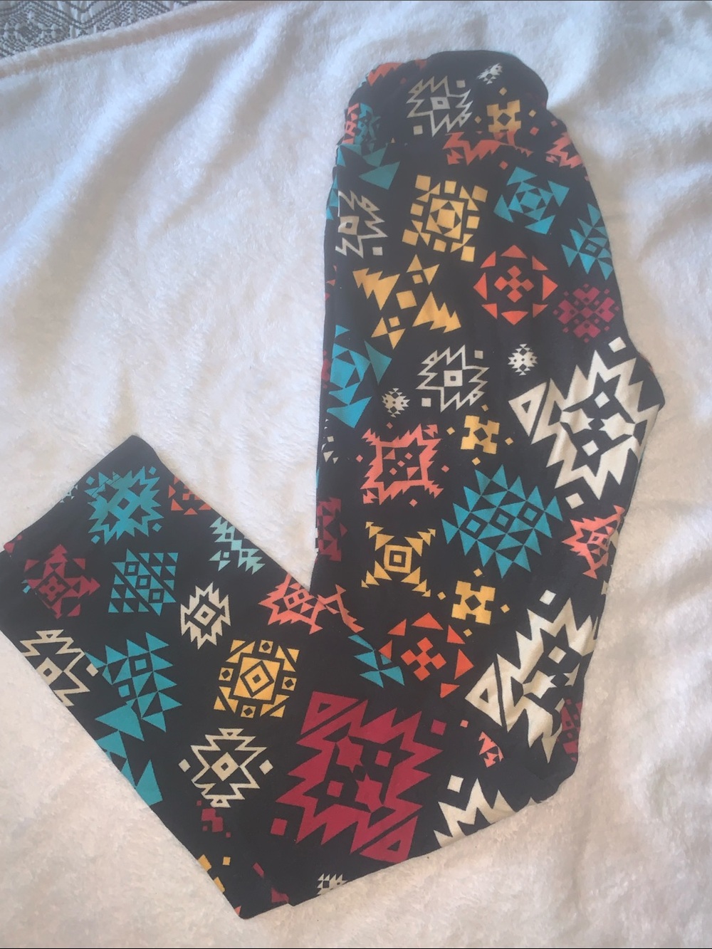 LuLaroe Aztec print leggings